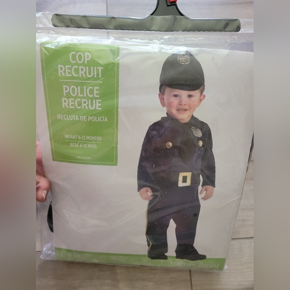 Party City Police Costume - Picture 1 of 3